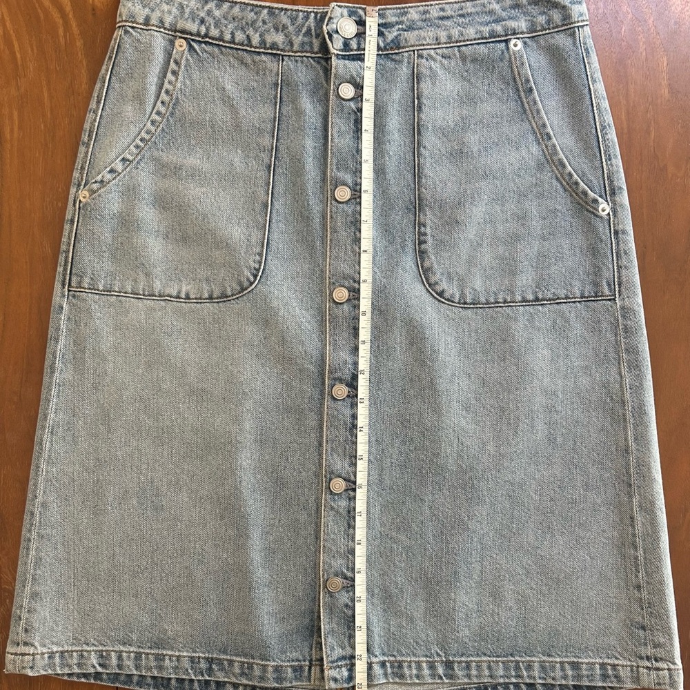 Daily Blue Denim Faye Skirt in Lake wash| size: M - Picture 9 of 13